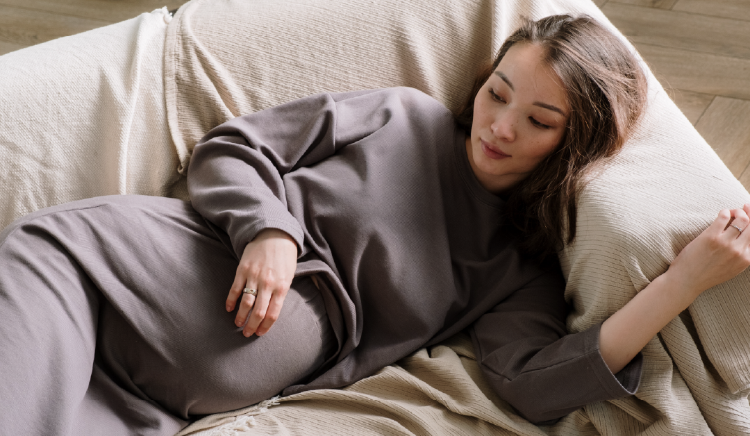 Best Sleep Positions and Sleep Tips for Expecting Mothers